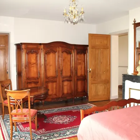 Le Chateau De 1916 Отель типа 